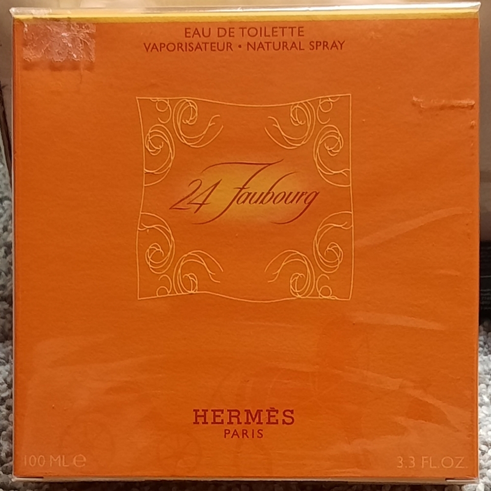 NEW | RARE Hermès 24 Faubourg